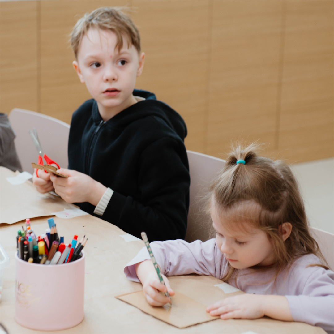 Занятие с преподавателем для детей 4-6 лет